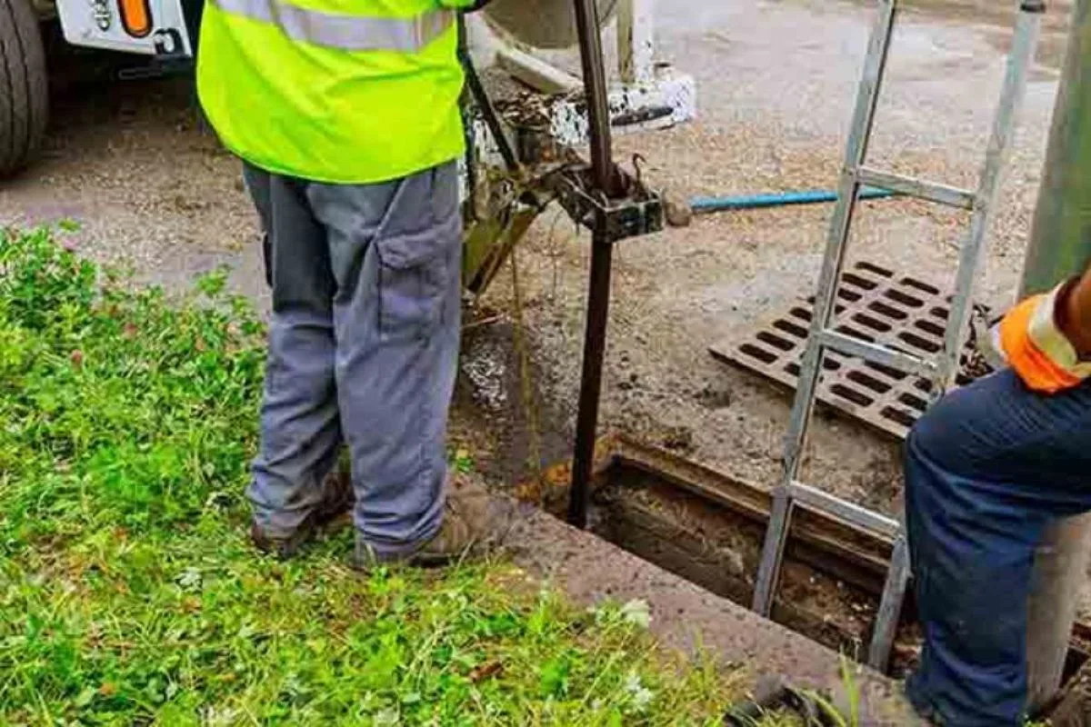 Top Considerations Before Replacing Damaged Sewer Lines